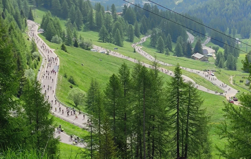 Corvara-Passo Gardena