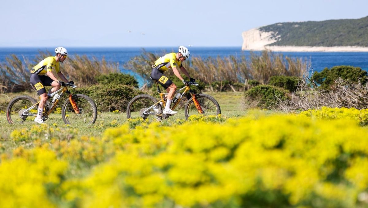 UNIJE PREMIJERNO NA KARTI 4ISLANDS EPIC UTRKE